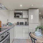 شقة Stunning Modern Mezzanine ليدز